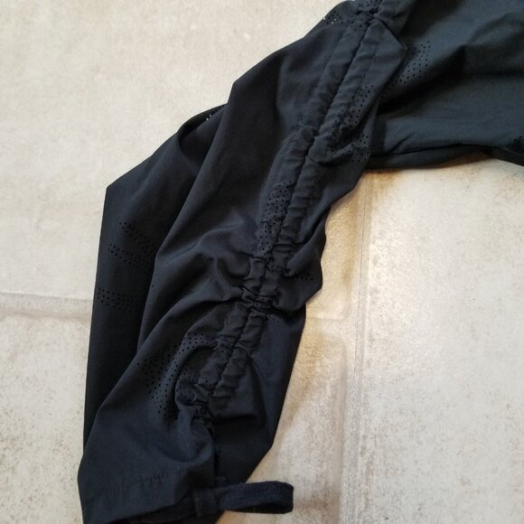 ✅Nanette Lepore Activewear Windbreaker Jacket Black Perforated Women's Size 2X - Picture 5 of 16